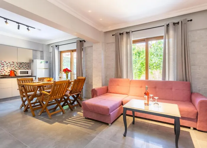 Villa Kelebek Paradise *