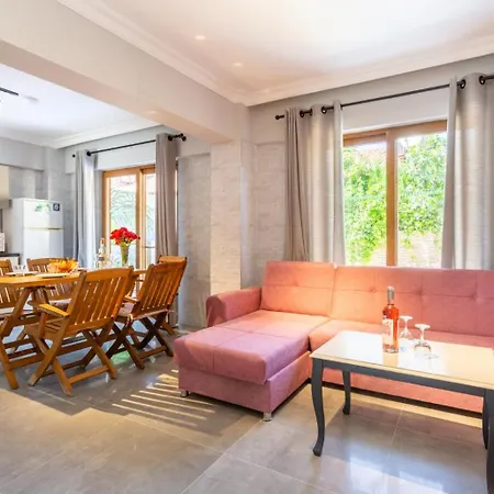 Villa Kelebek Paradise *